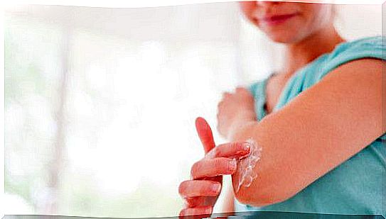 treat rough and dry elbows