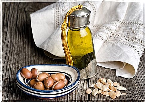 Benefits-of-argan-oil-for-skin-hair-and-body