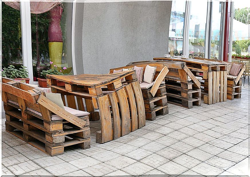 Wooden furniture with recycled material.