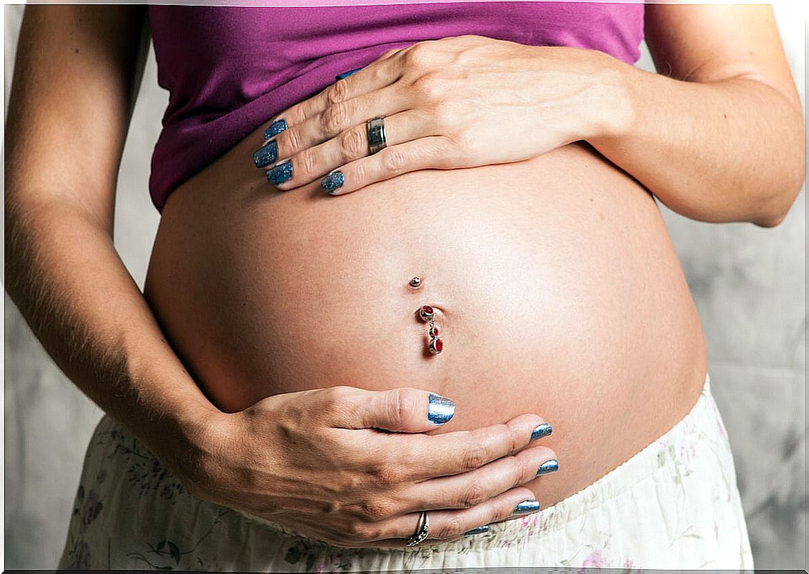 Navel Piercing and Pregnancy: What I Need to Know