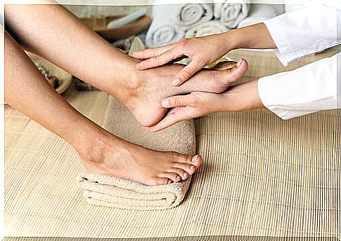 The main benefits of foot massages